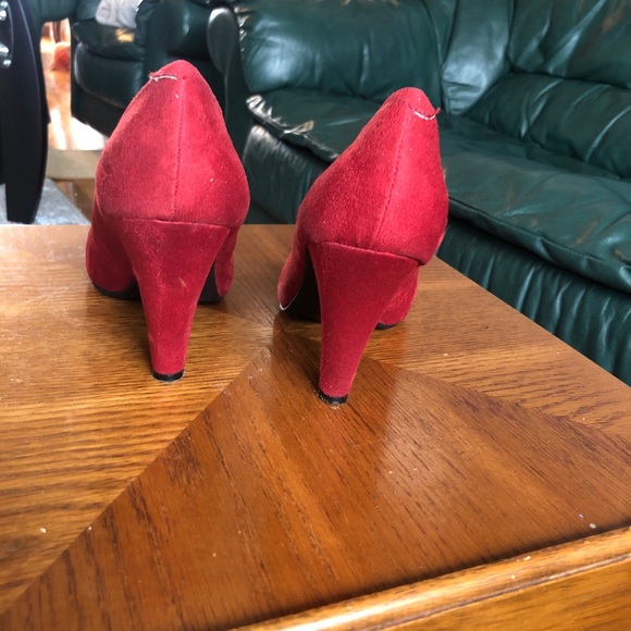 High heels - Picture 4 of 6